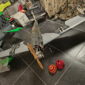 Le Messerschmitt est un chasseur monomoteur monoplace allemand